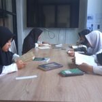 Kunjungan Santri Ponpes Ulul Albab Al-Qurani ke Perpustakaan Parmawijaya Dendasamita, Garut