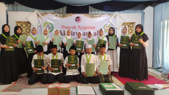 Puncak Kegiatan Akhirussannah di Ponpes dan MDT Ulul Albab Al Qurani